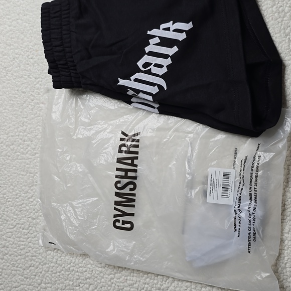 3256 New Gymshark Strength Department Graphic Shorts regular fit Sz XS - Picture 7 of 8